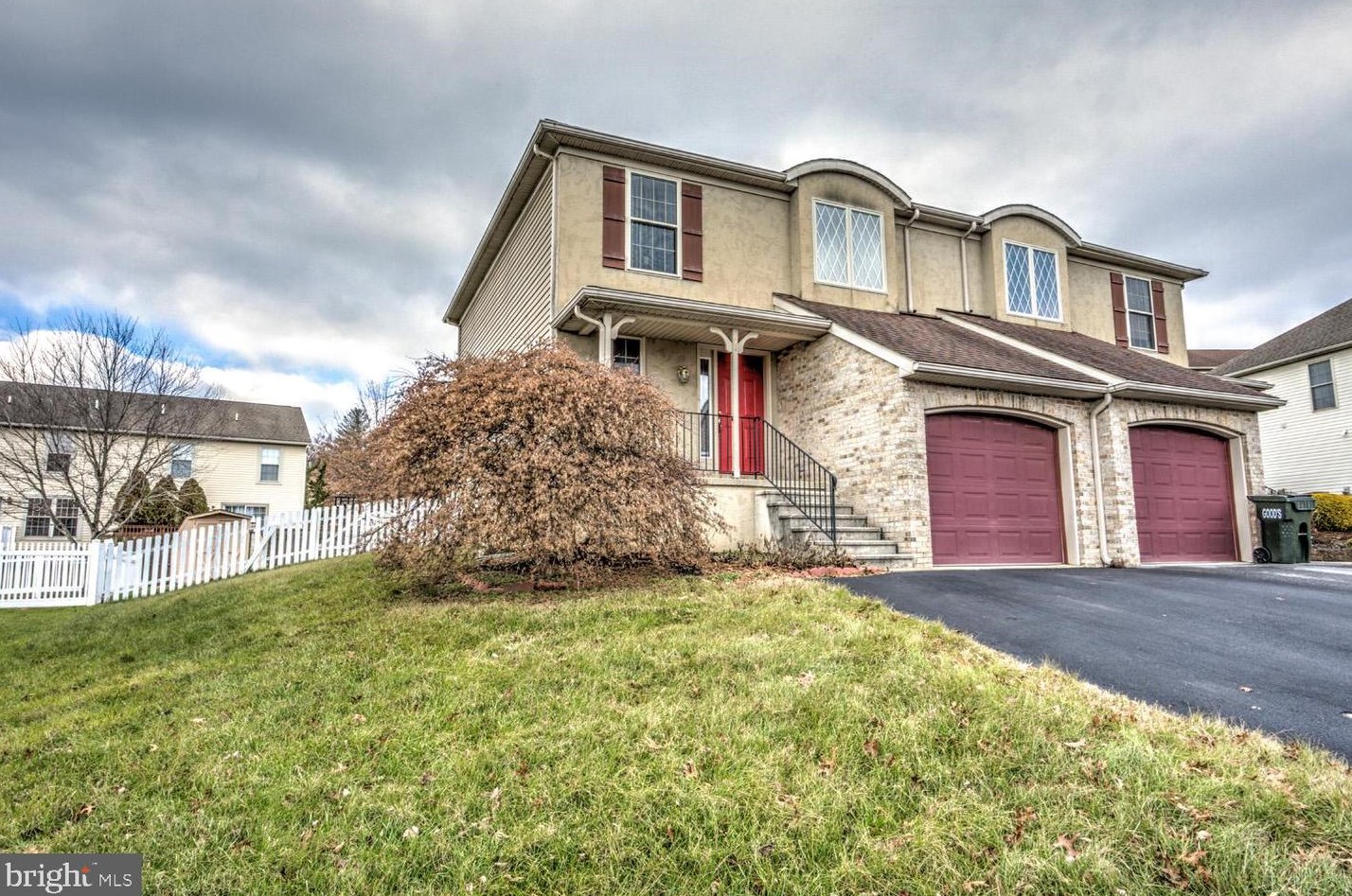 41 Hawk Ln, Ephrata, PA 17522