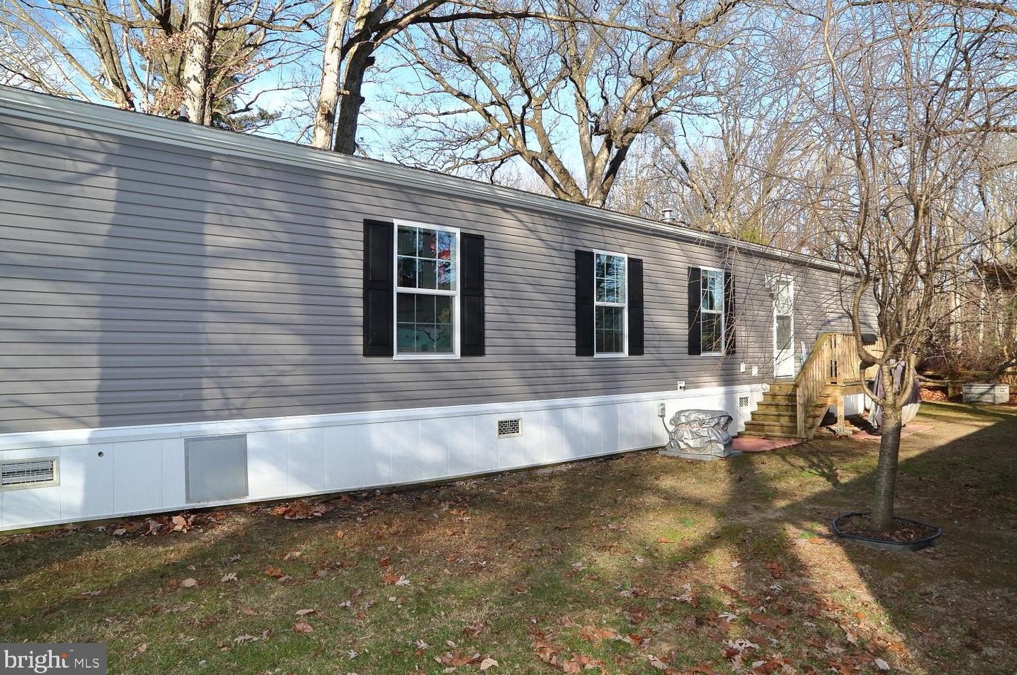 776 Azalea Ln, Gap, PA 17527