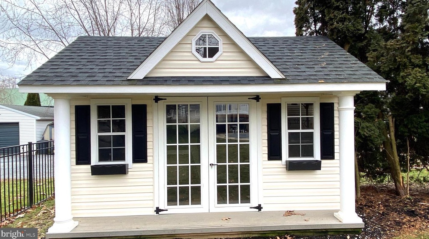 24 Penn St, Old Line PA  17545-1429 exterior