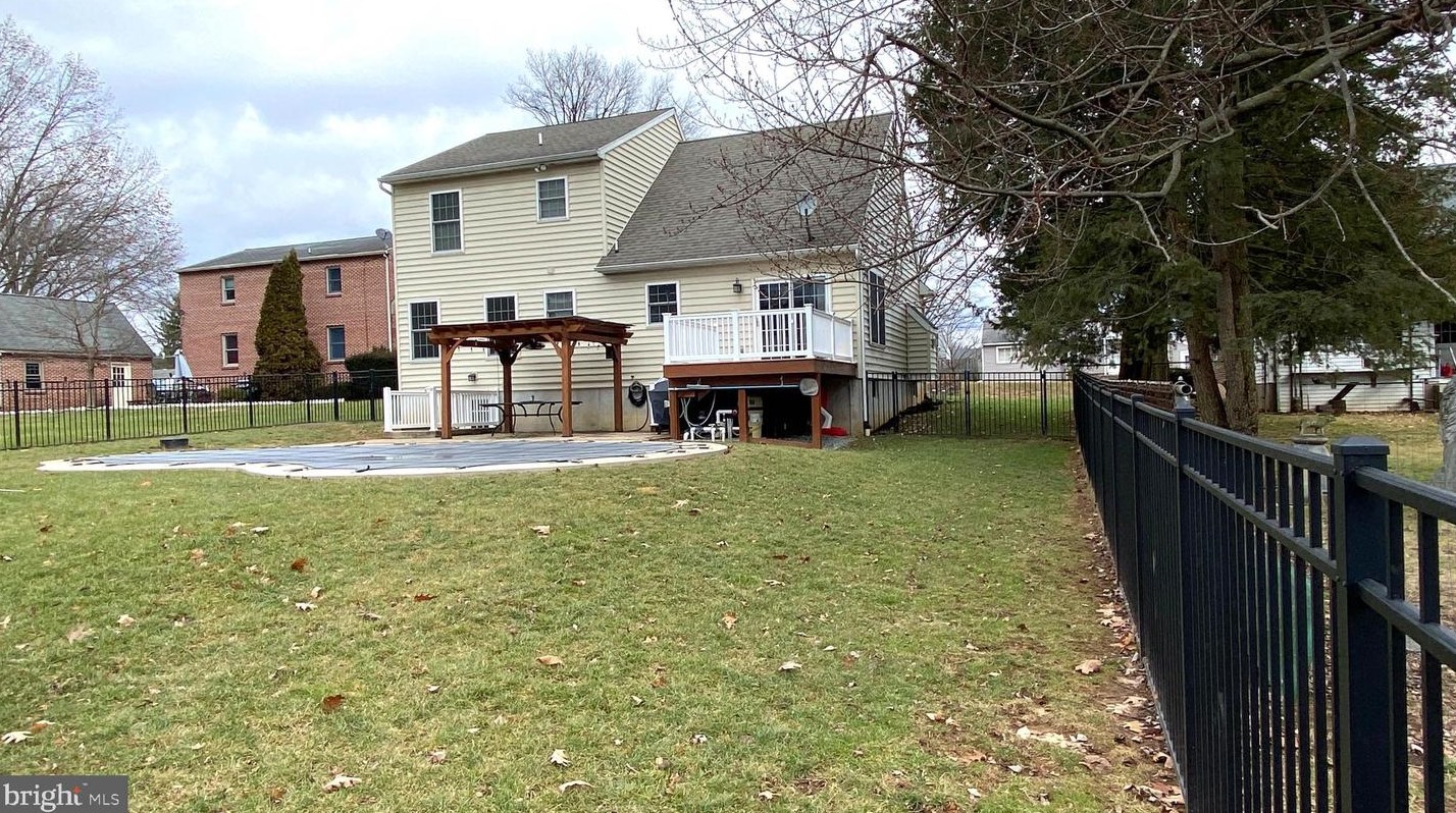 24 Penn St, Old Line PA  17545-1429 exterior