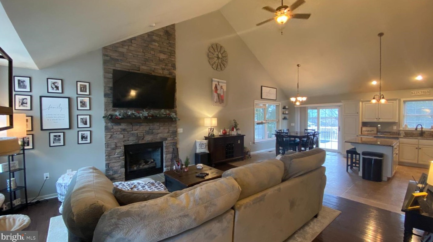 24 Penn St, Old Line PA  17545-1429 exterior