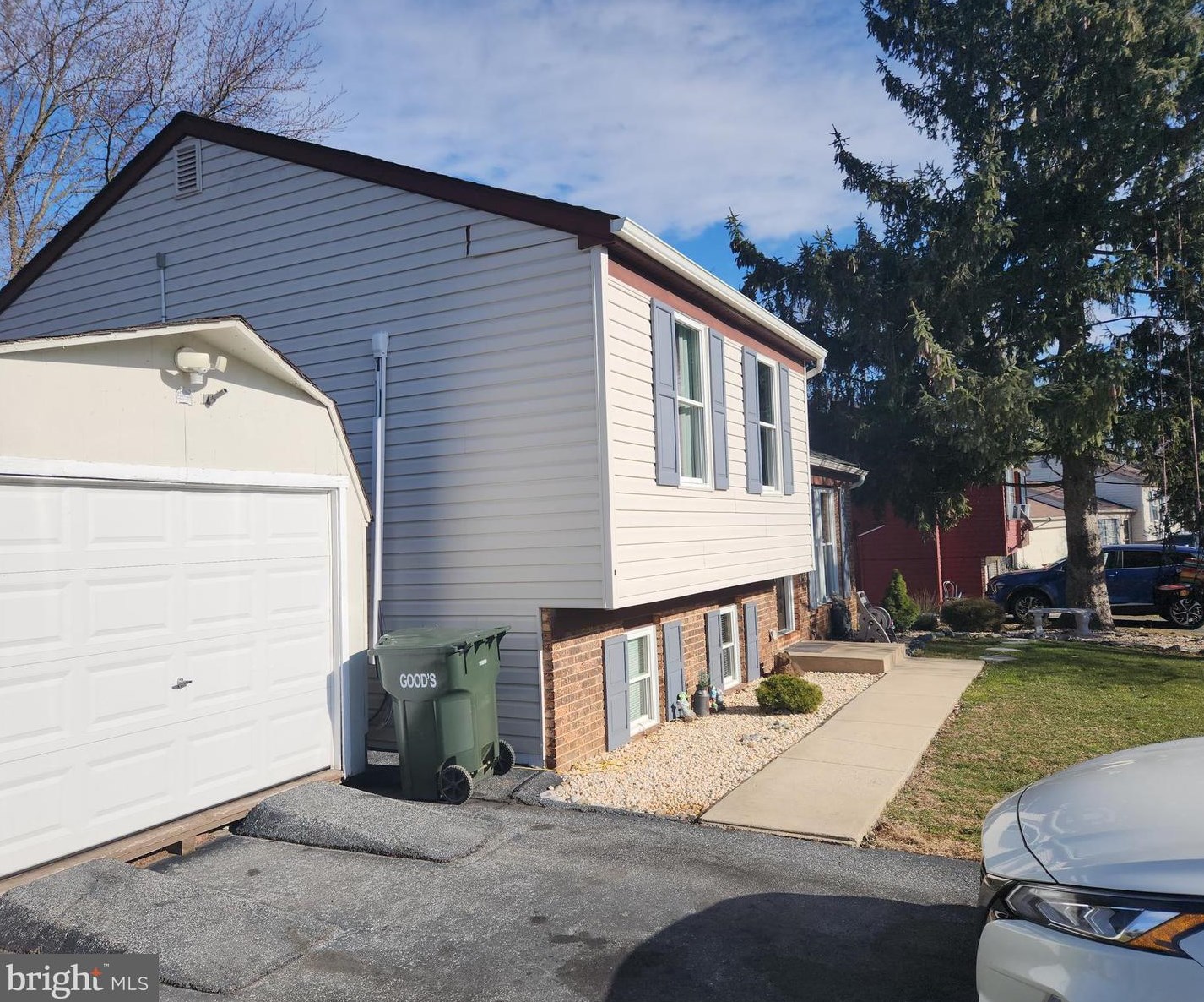 2797 Cobblestone Ln, Lancaster, PA 17601