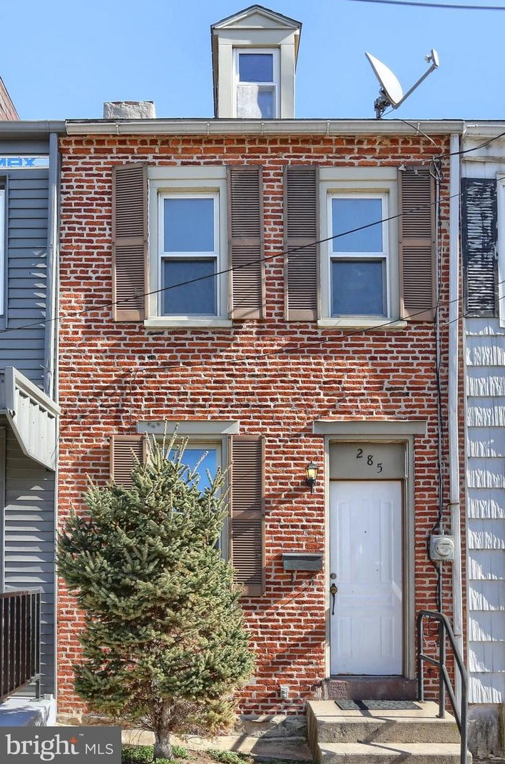 285 5th St, Kinderhook PA  17512-2238 exterior