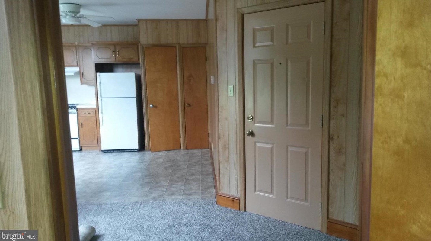 831 Newport Ave #3, Gap, PA 17527
