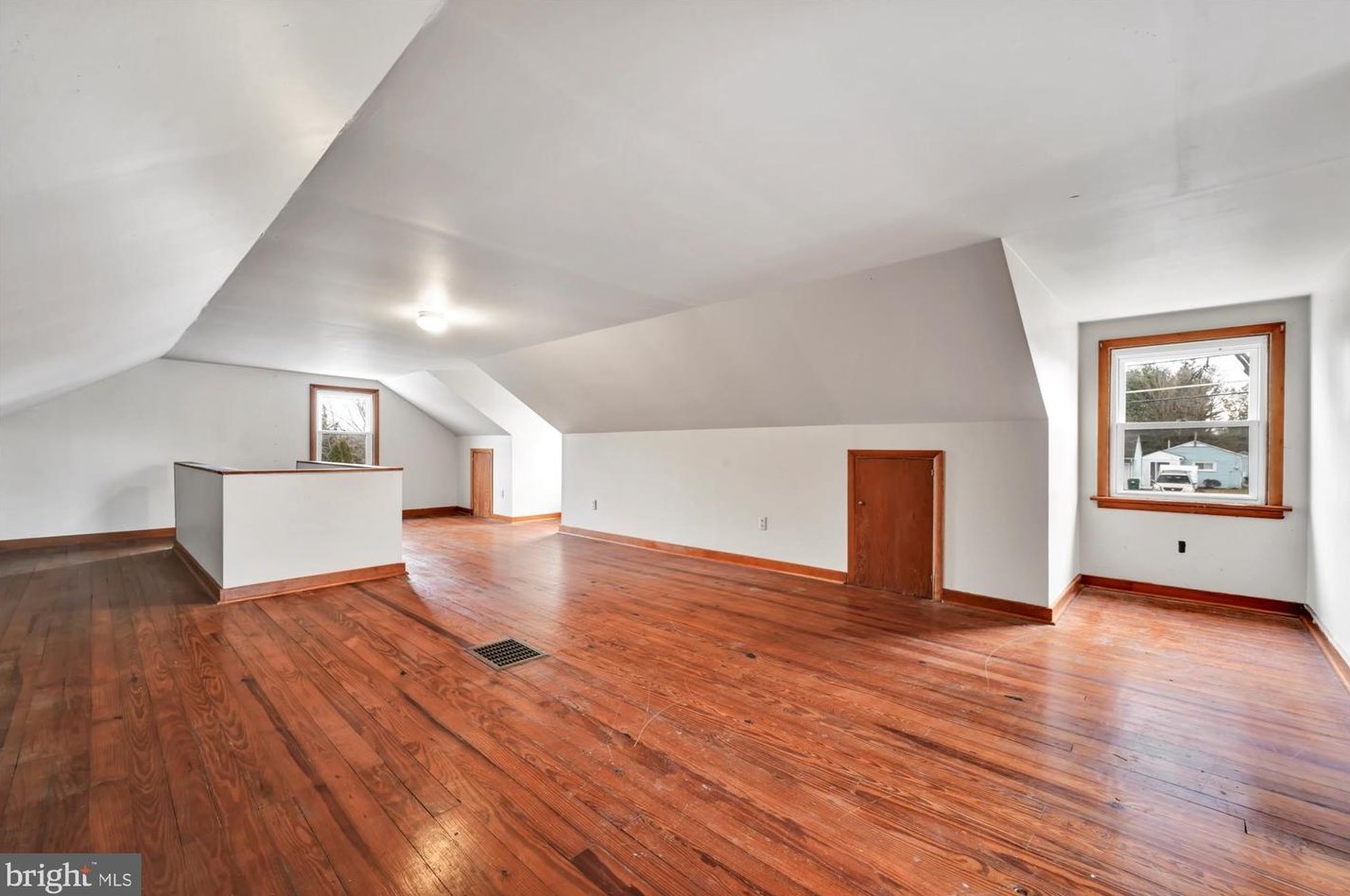 14 Conestoga Vw Dr, Akron PA  exterior