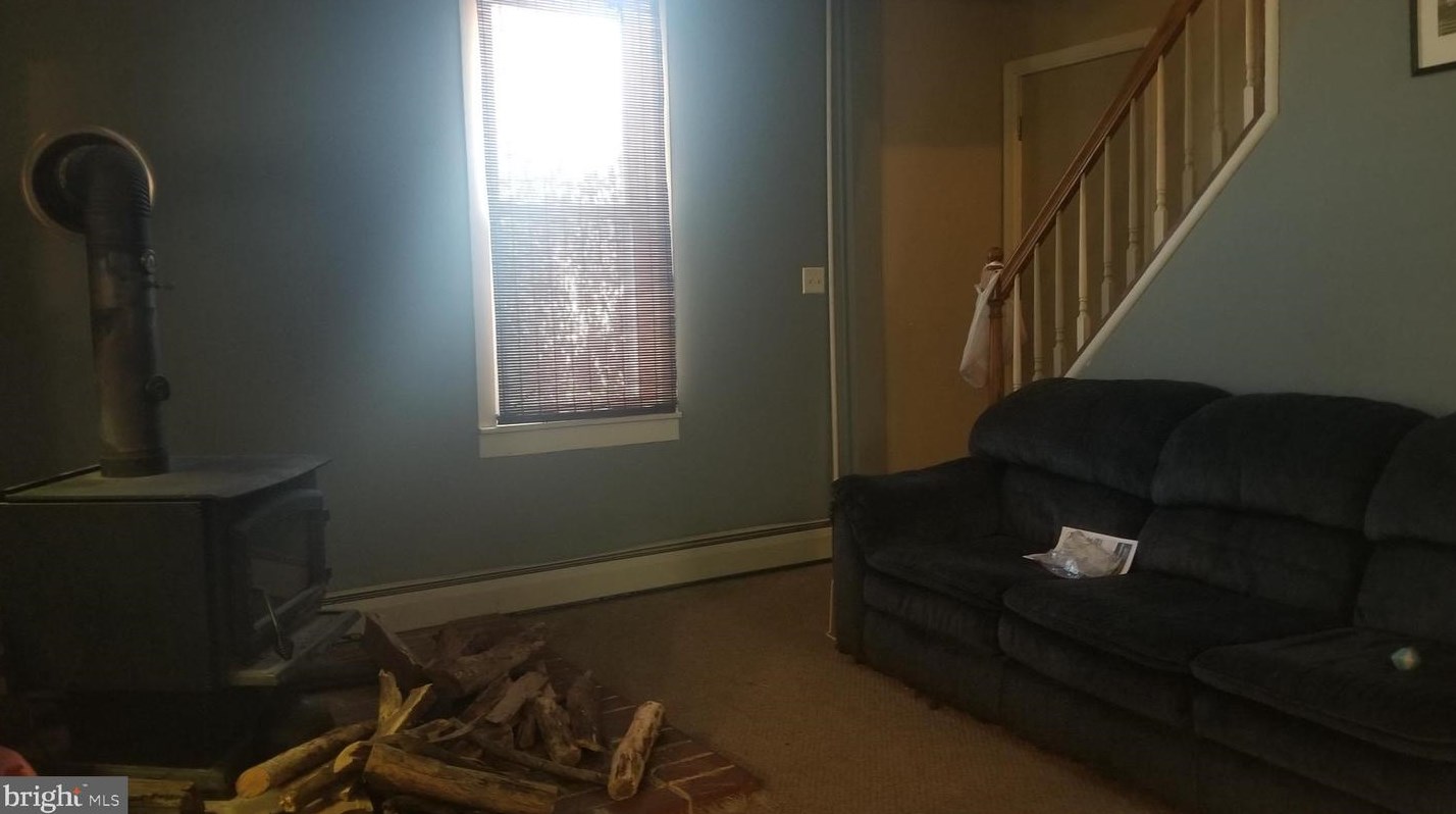 123 E Walnut St, Ephrata, PA 17522