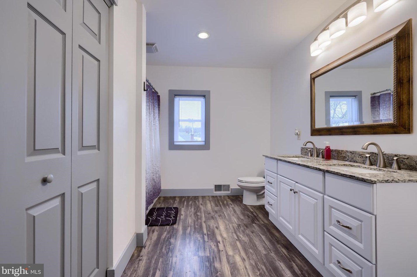 226 Lawrence St, Kinderhook PA  17512-1713 exterior