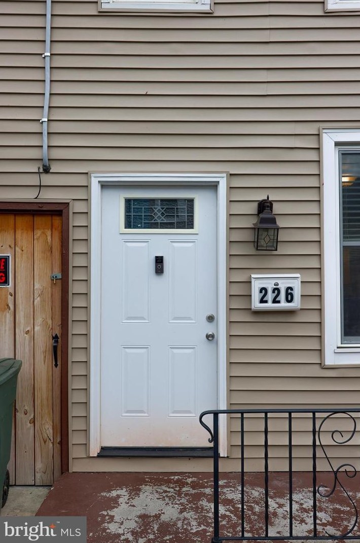 226 Lawrence St, Kinderhook PA  17512-1713 exterior