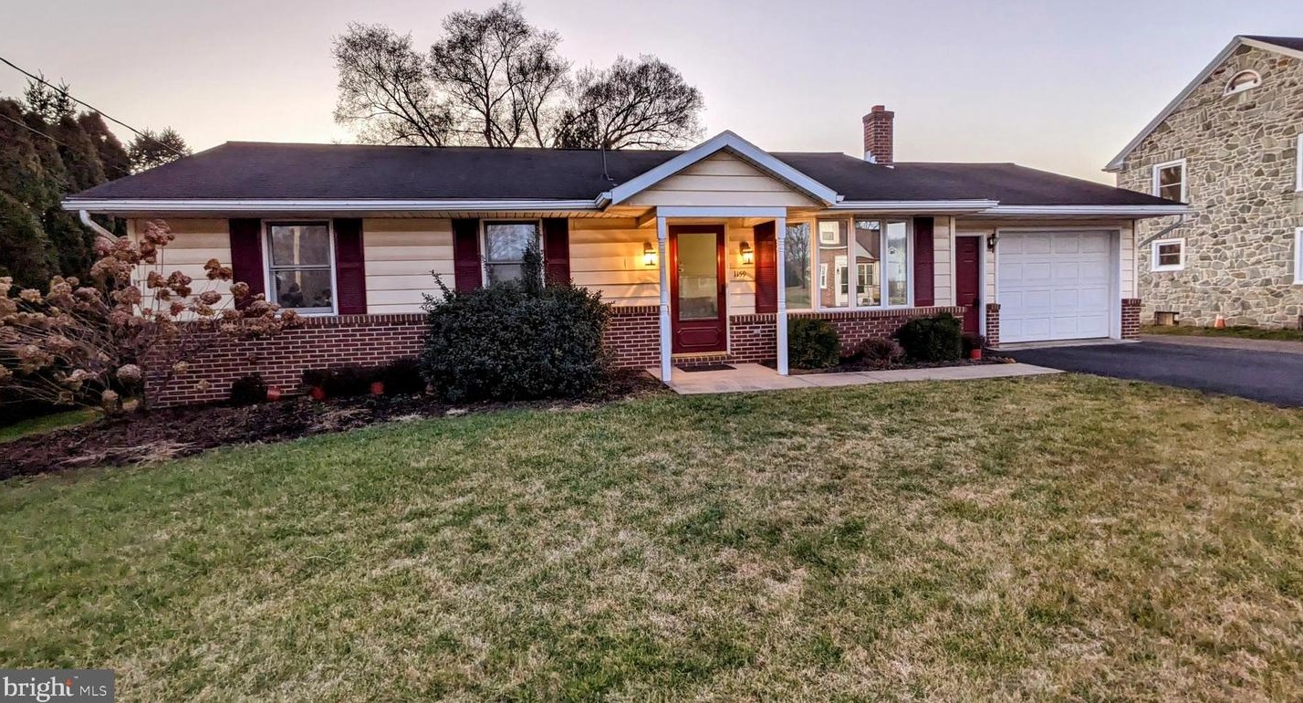 1159 Reading Rd, Beartown, PA 17555