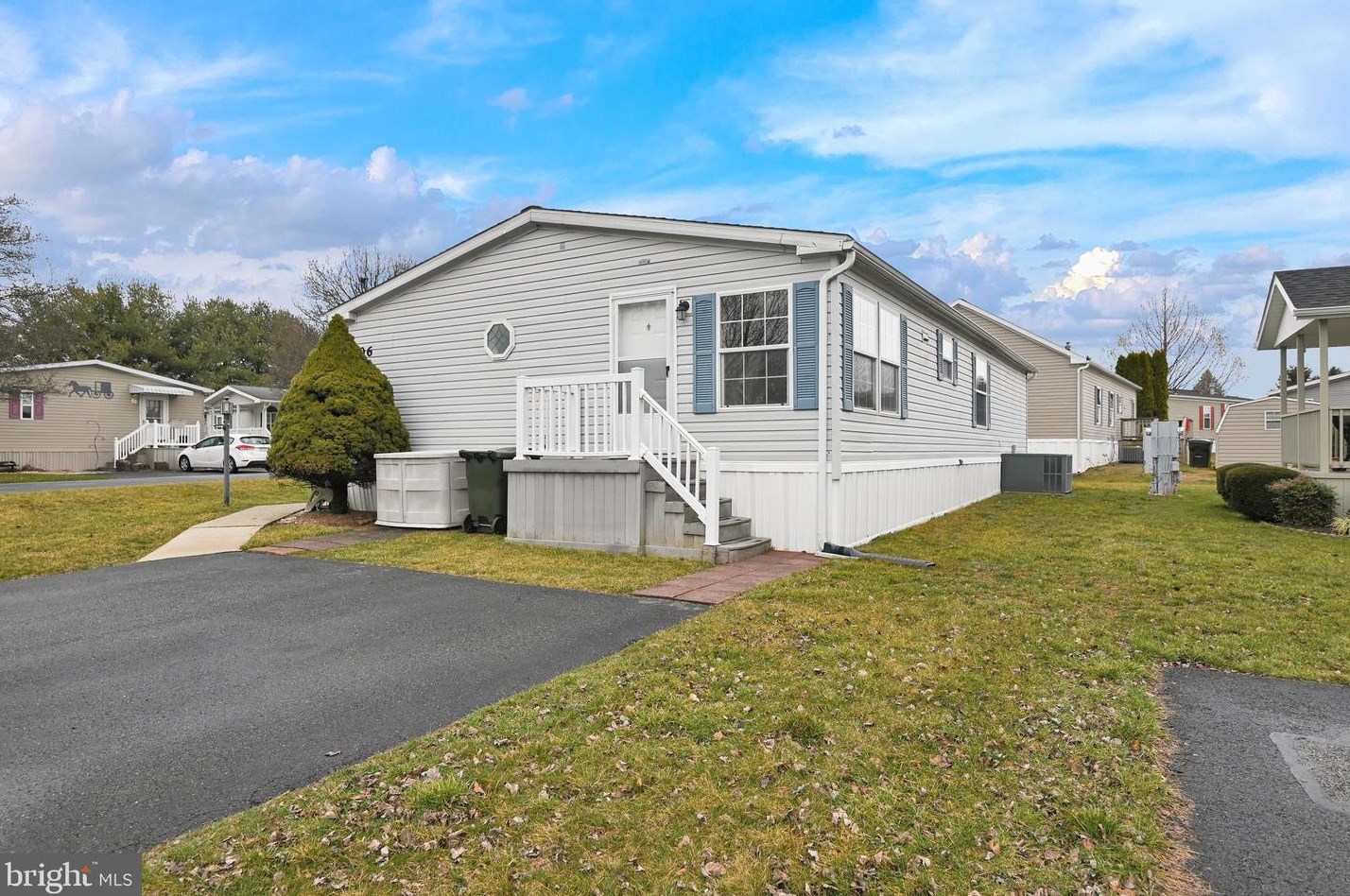 106 Juniper Ct, Lancaster, PA 17603