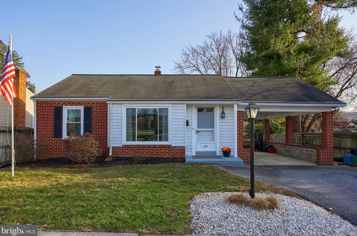 337 E Walnut St, Marietta, PA 17547