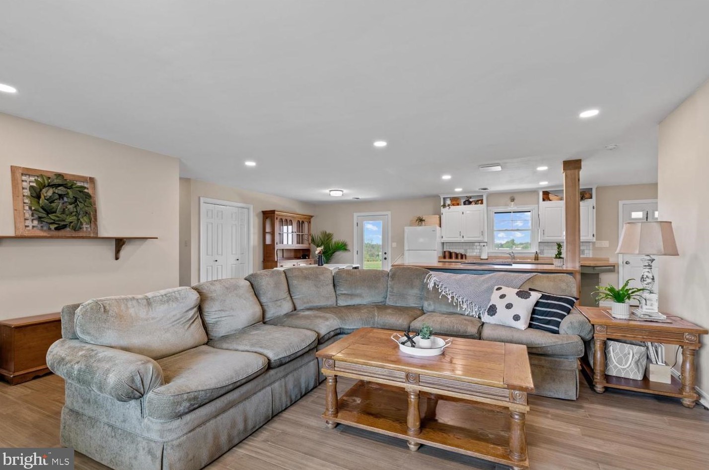 1739 Pioneer Rd, Lancaster, PA 17602