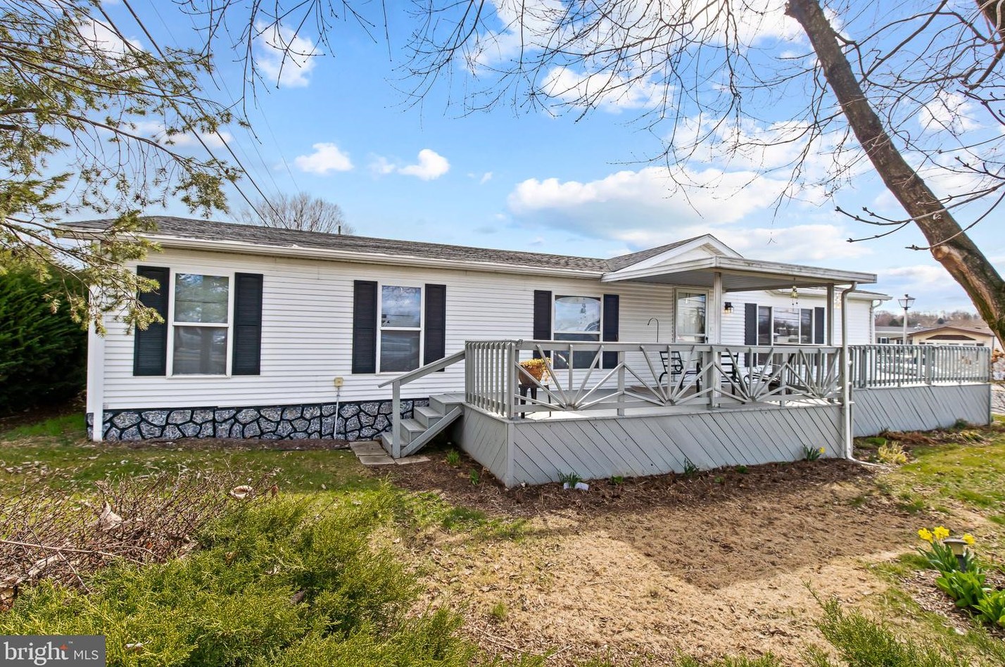 937 Opal St, Ephrata, PA 17522