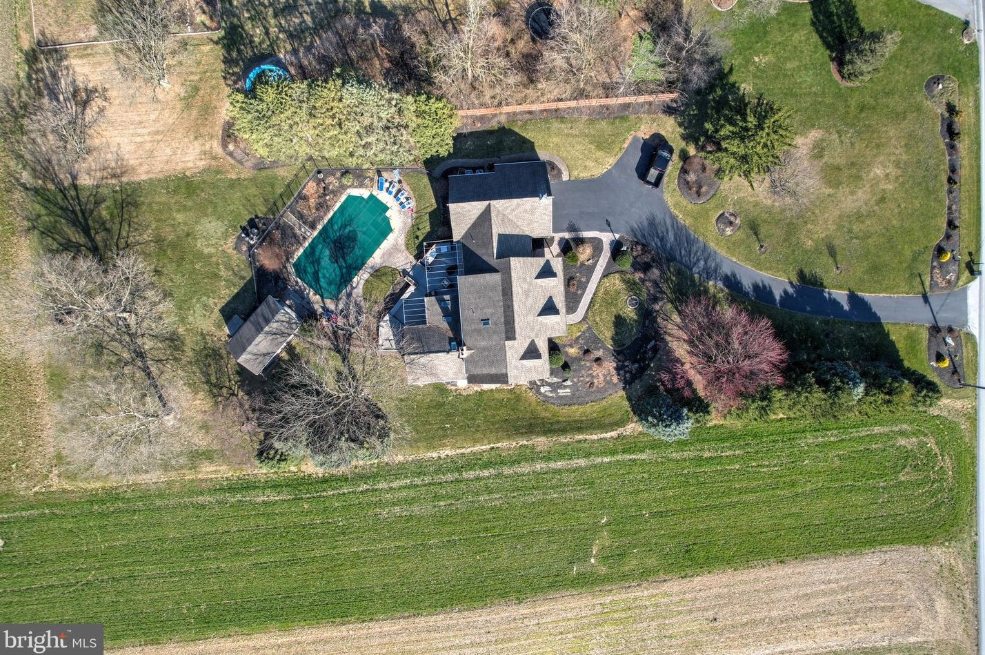 2045 Rockvale Rd, Lancaster, PA 17602