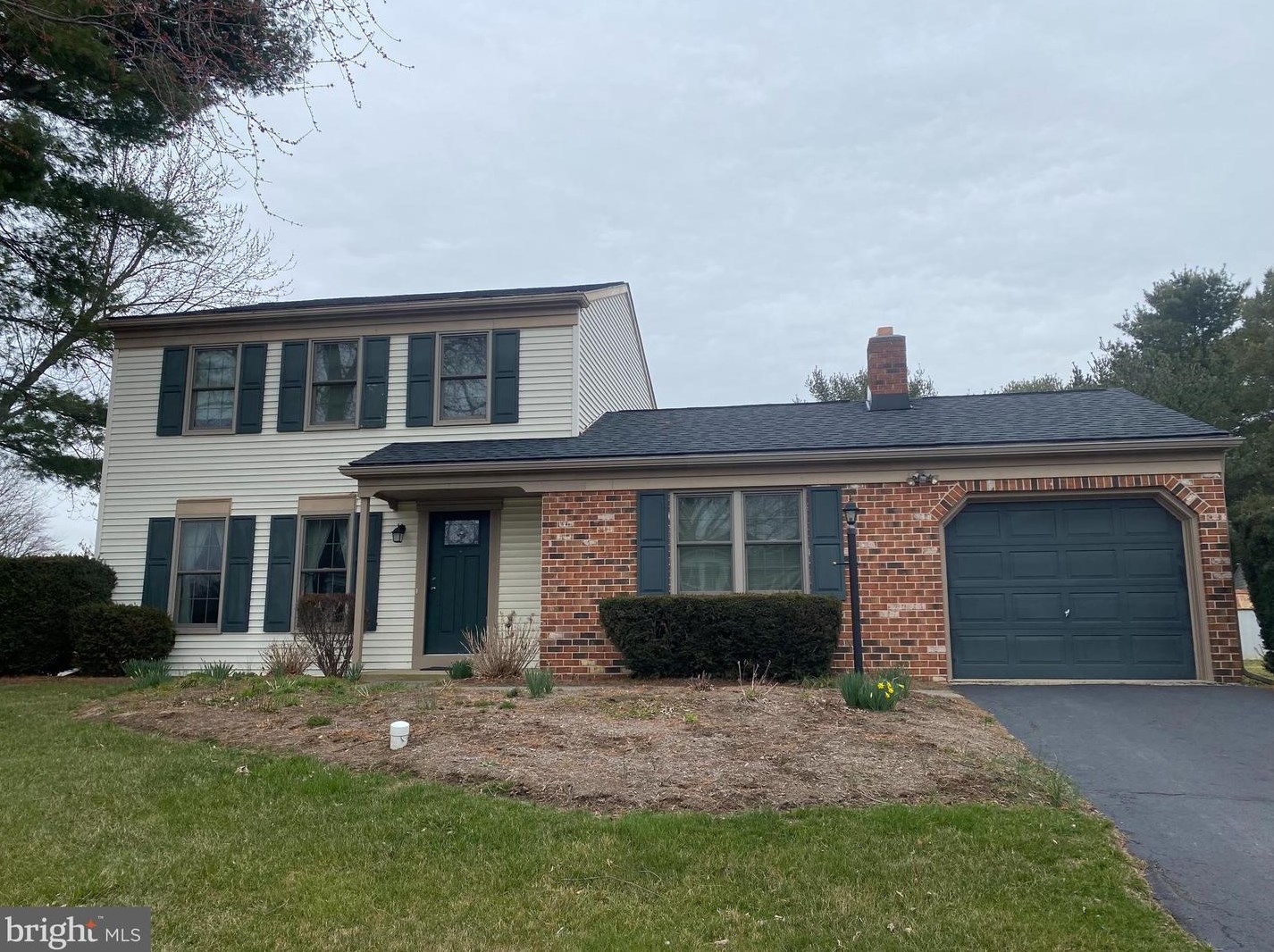 109 Charleston Dr, Willow, PA 17584-9002