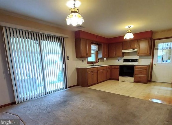 6250 Sundra Dr, East Petersburg PA  17520-1153 exterior