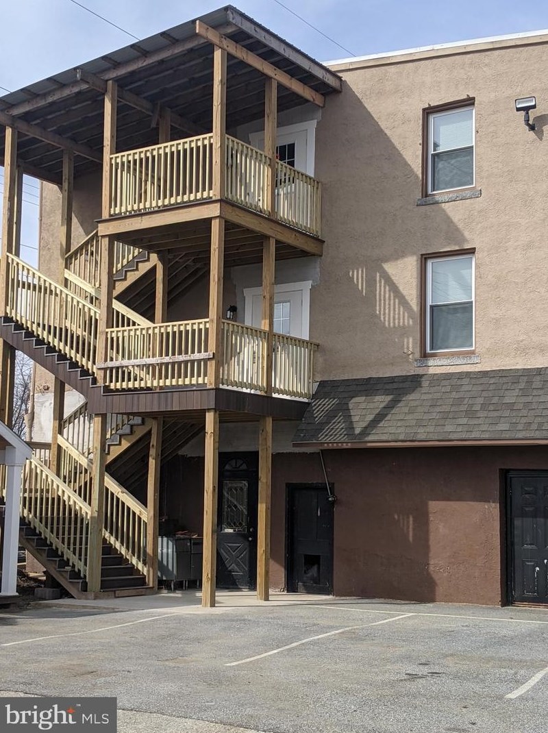 3572 Lincoln Hwy E #1, New Milltown, PA 17535
