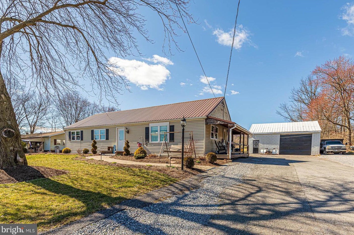 1167 Landis Rd, Ephrata, PA 17522