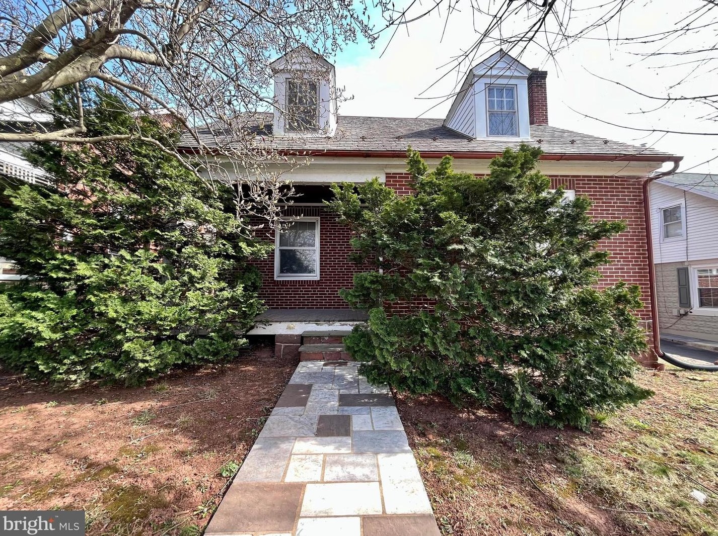 91 N Reamstown Rd, Schoeneck, PA 17578