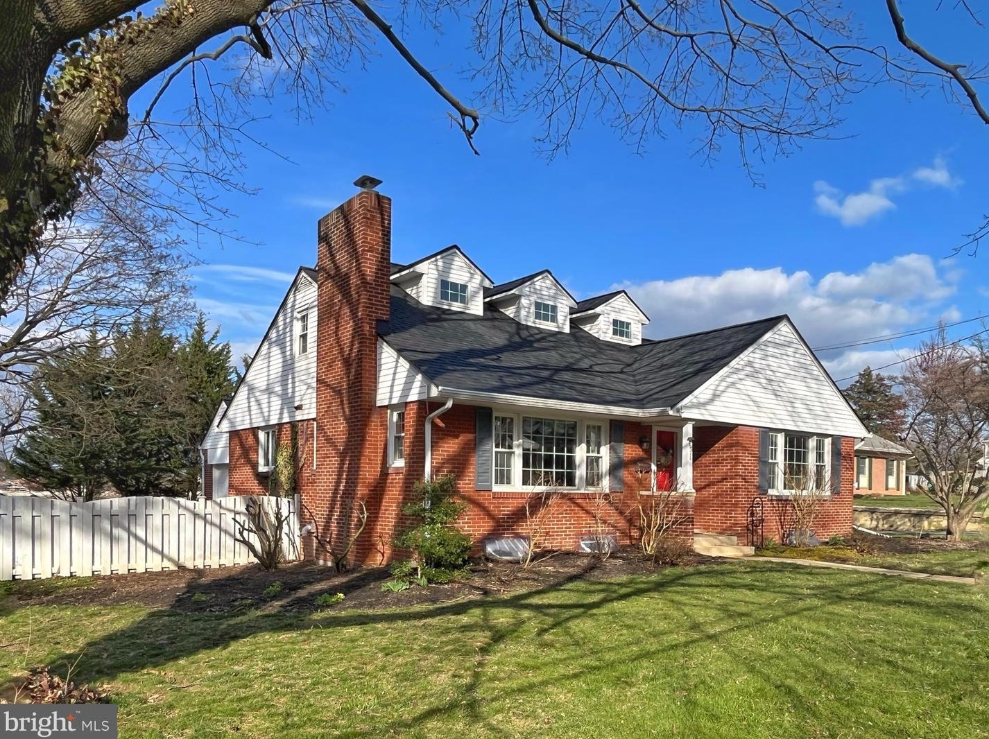 45 E Main St, Landisville, PA 17538
