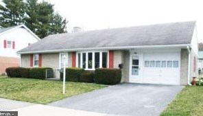33 N Fulton St, Old Line, PA 17545