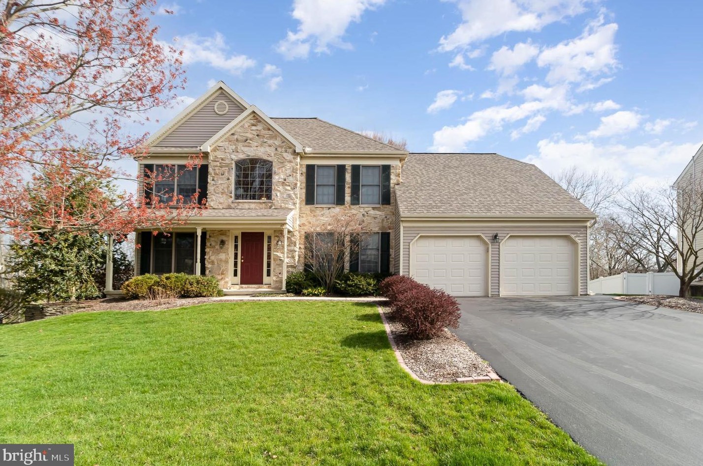 117 Misty Ln, Ephrata, PA 17522