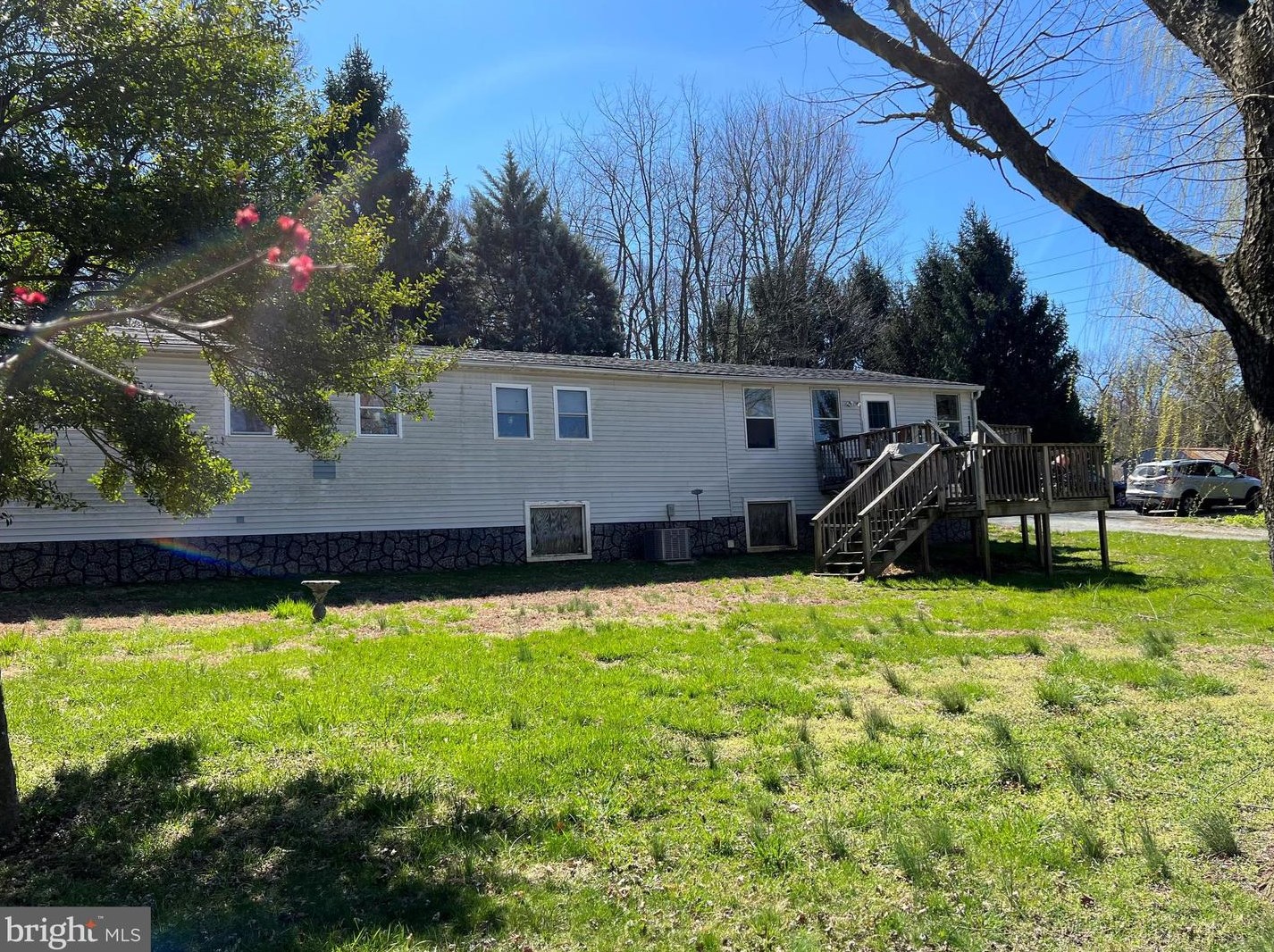 121 House Rock Rd, Pequea, PA 17565-9705