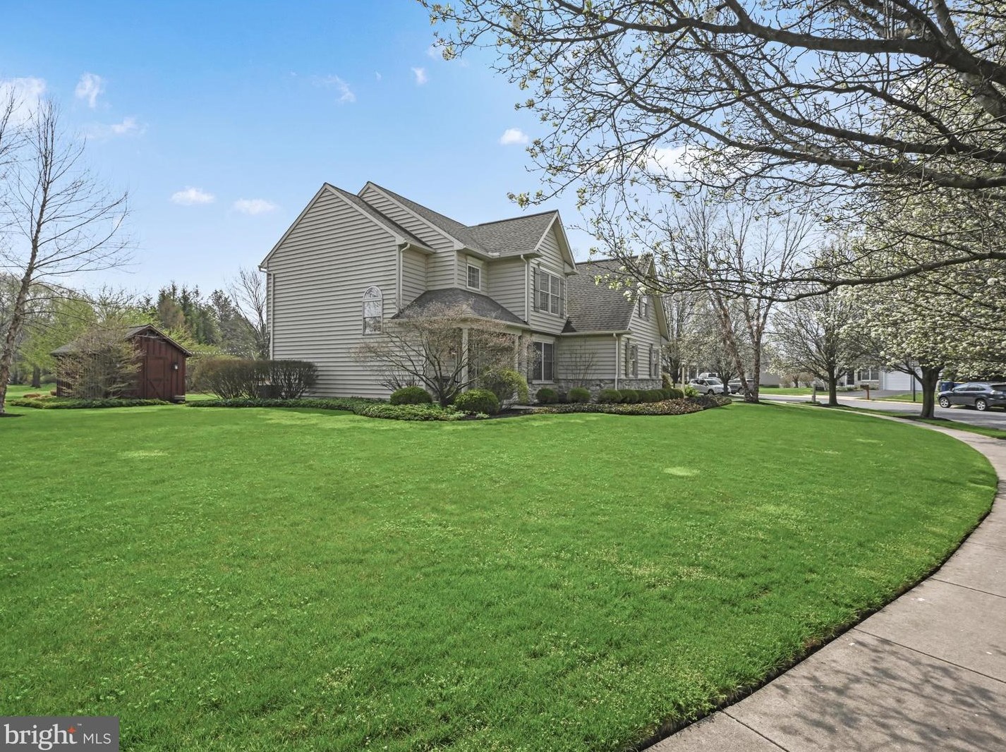 2488 Impala Dr, Ronks, PA 17572-9630