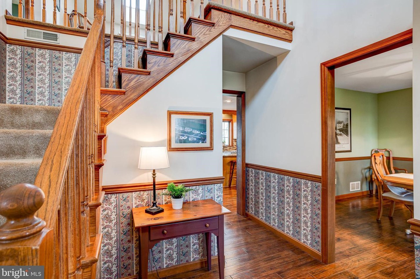 75 N Maple Ave, Bareville, PA 17540