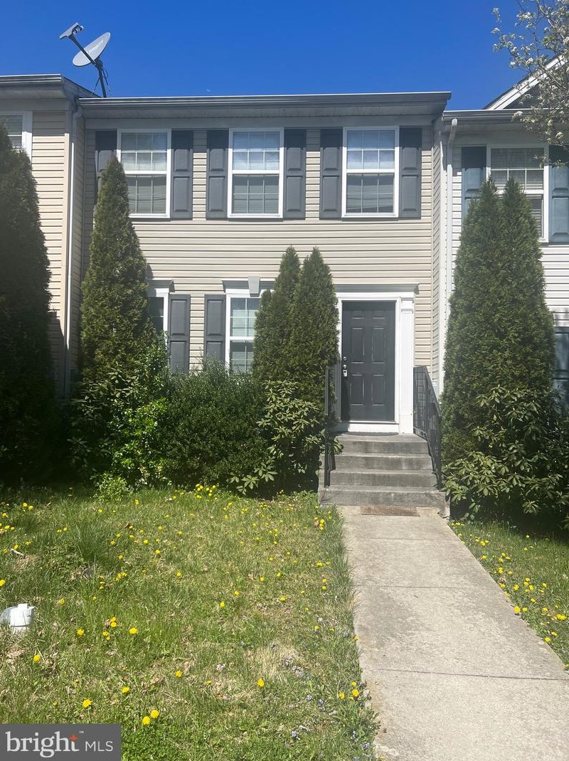 359 Dickens Dr, Lancaster, PA 17603