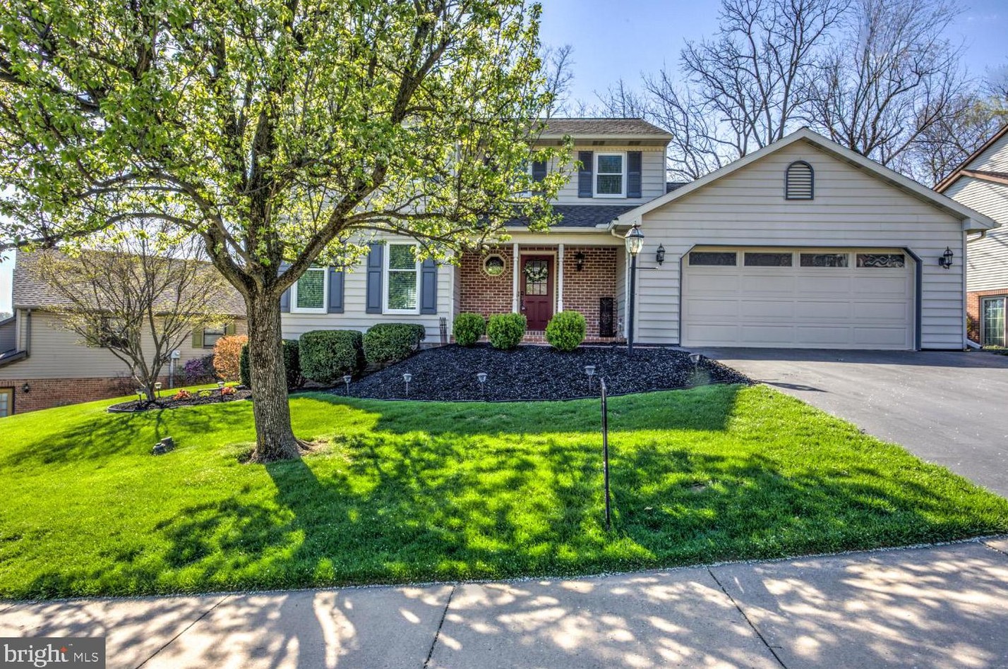 138 Windsor Dr, Ephrata, PA 17522