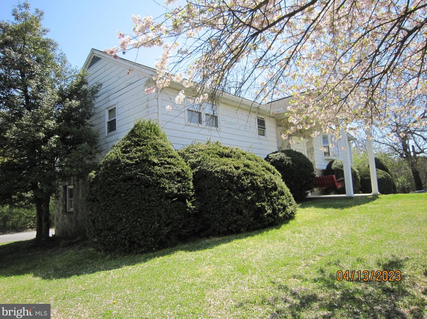 1096 Rettew Mill Rd, Ephrata, PA 17522