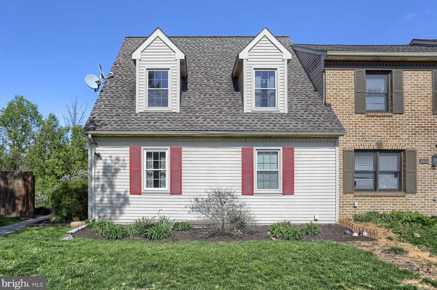 2638 Northfield Dr, East Petersburg, PA 17520