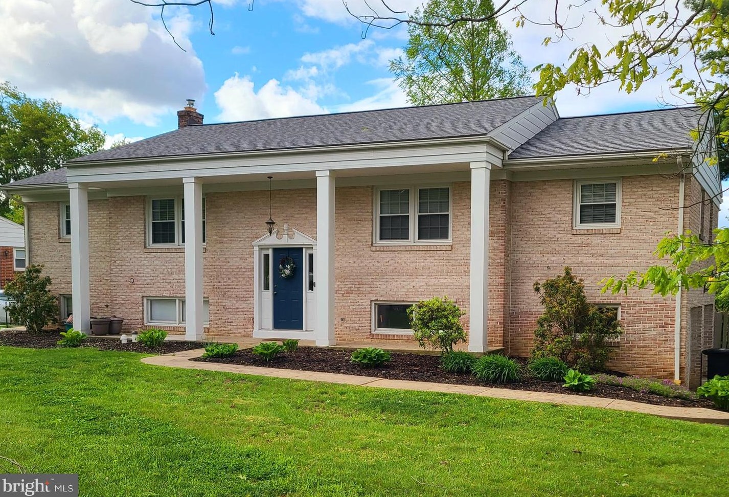 1125 Hermosa Ave, Lancaster PA  17601-1525 exterior