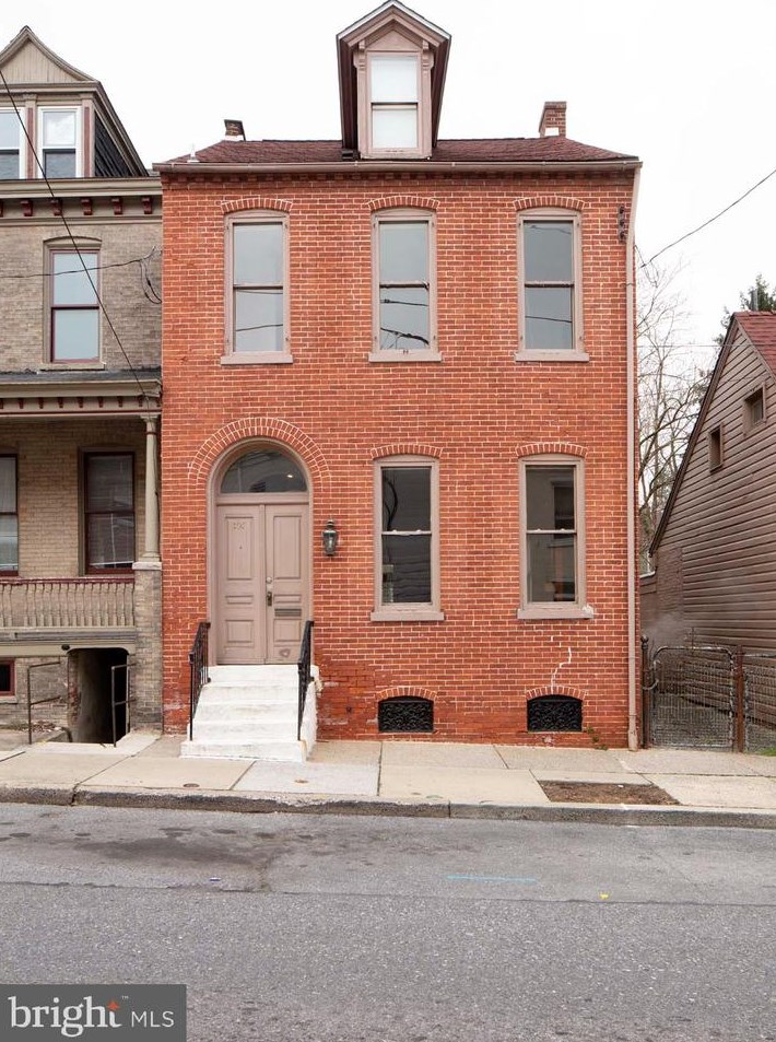 107 Church St, Lancaster, PA 17602