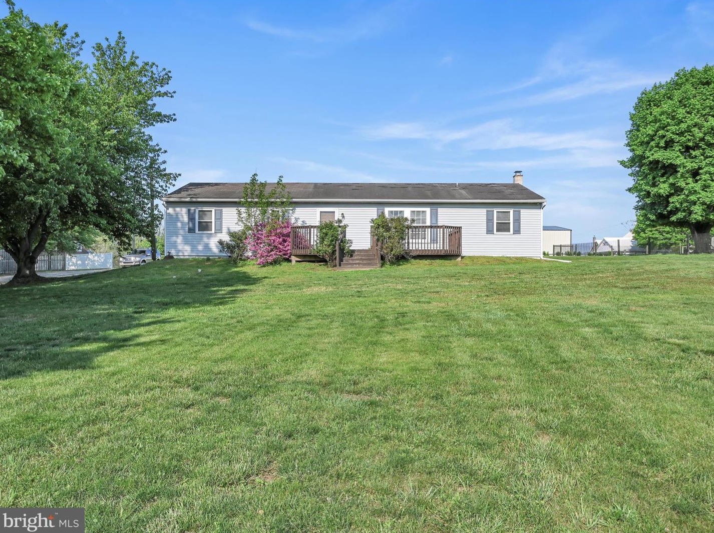 789 Hollow Rd, Scranton, PA 17560