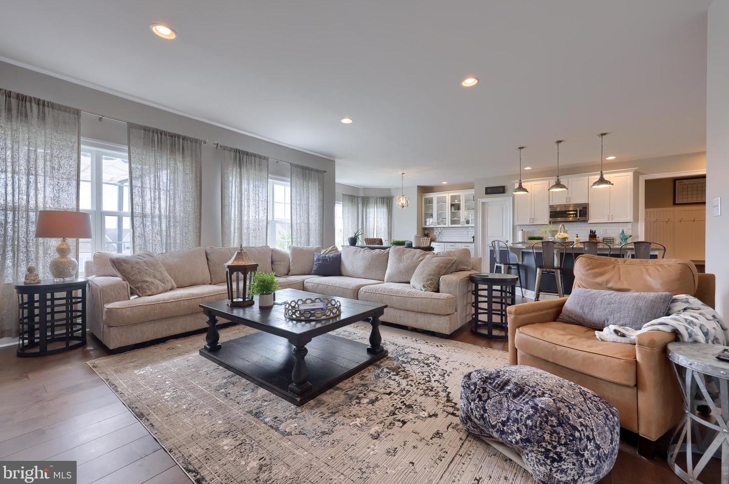 6194 Bayberry Ave, Old Line, PA 17545