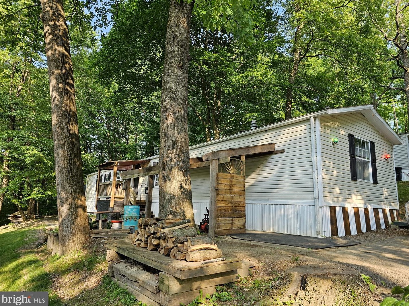506 Cedar Ln, Smithville, PA 17560
