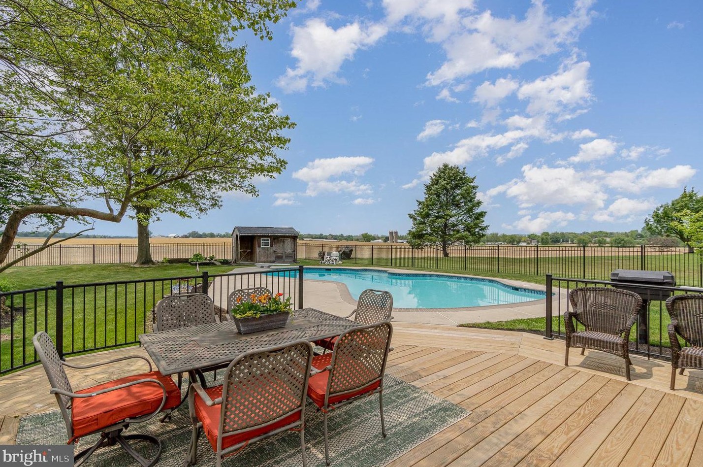 182 Northridge Dr, Landisville PA  17538-1911 exterior