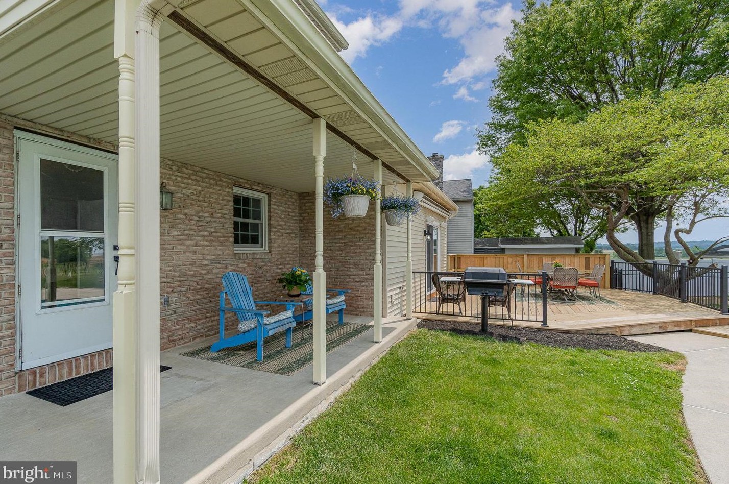 182 Northridge Dr, Landisville PA  17538-1911 exterior