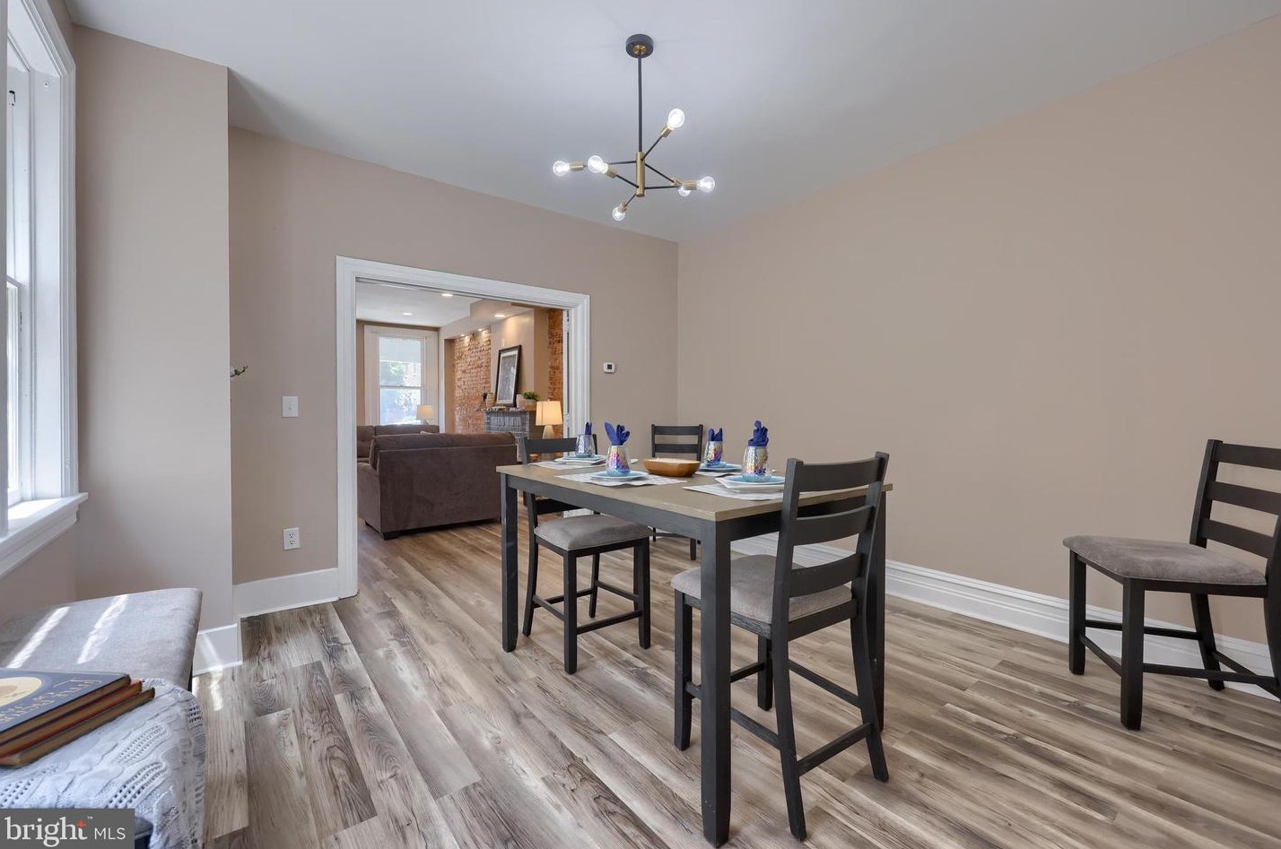 818 Walnut St, Kinderhook PA  17512-1326 exterior