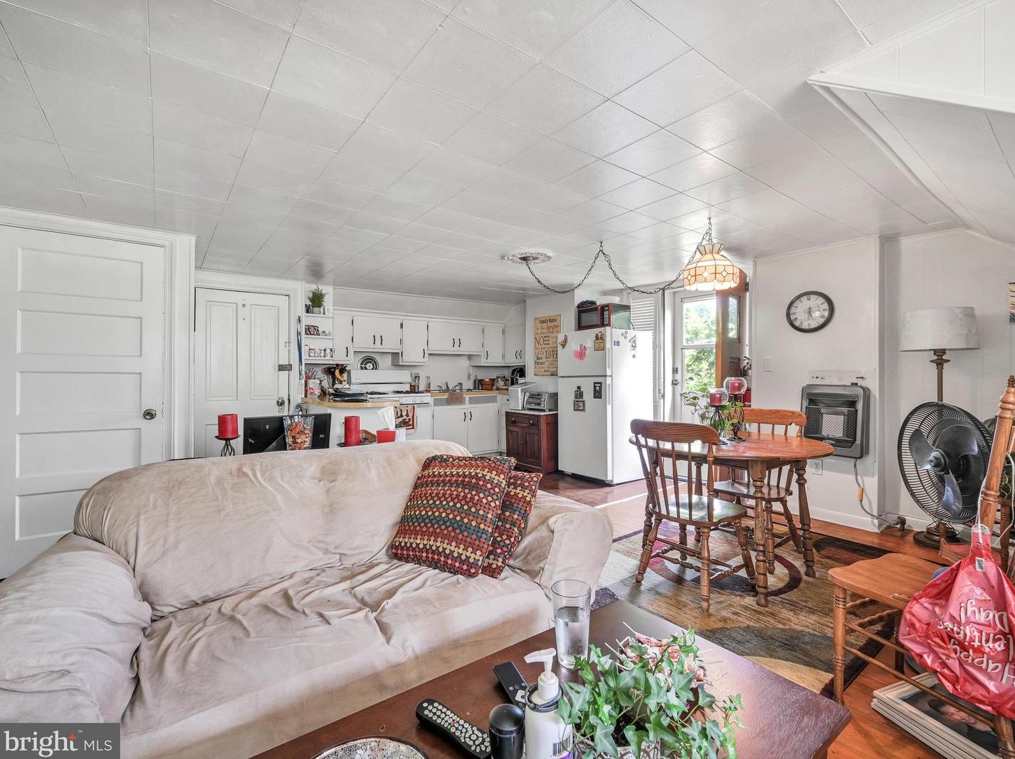 304 Front St, Marietta PA 17547-1704 exterior