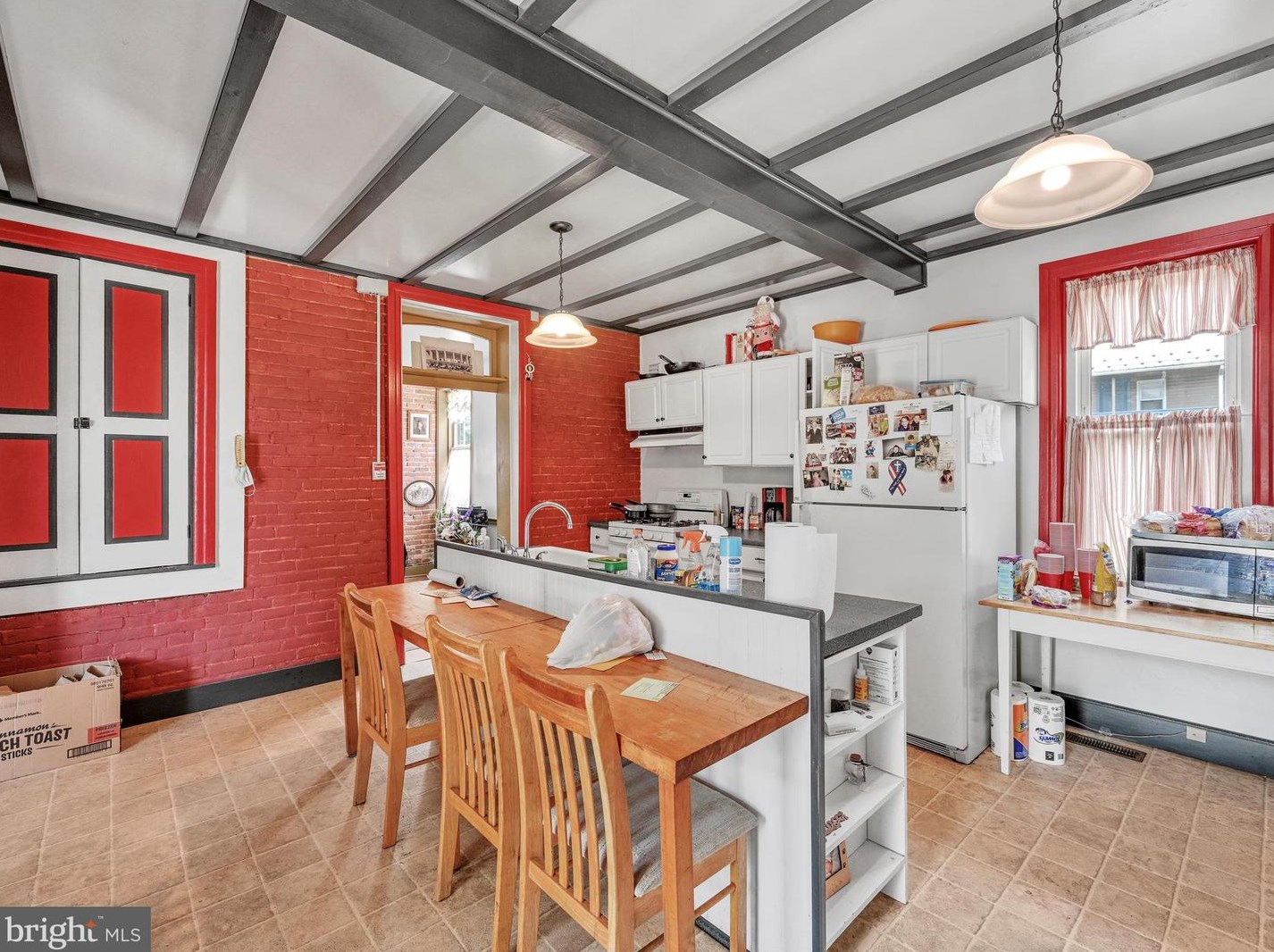 304 Front St, Marietta PA 17547-1704 exterior