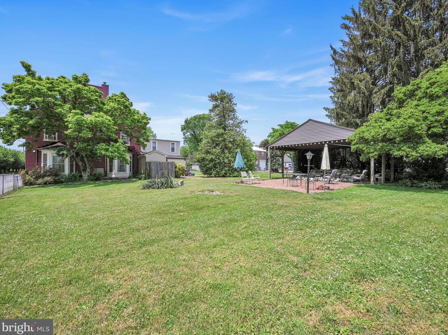 304 Front St, Marietta PA 17547-1704 exterior