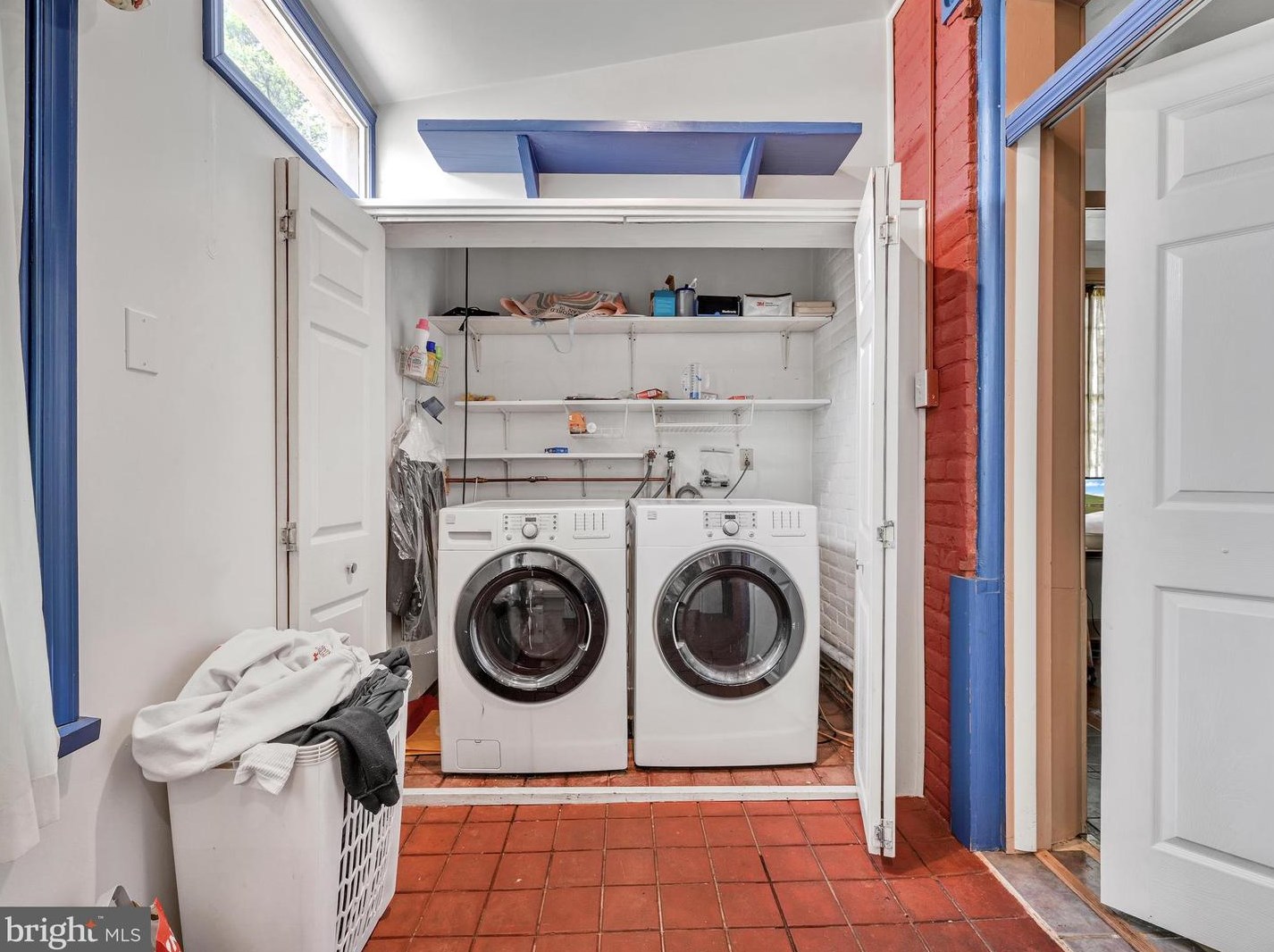 304 Front St, Marietta PA 17547-1704 exterior