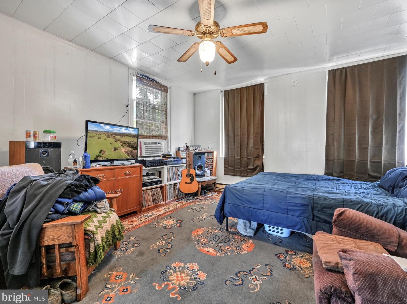 304 Front St, Marietta PA 17547-1704 exterior