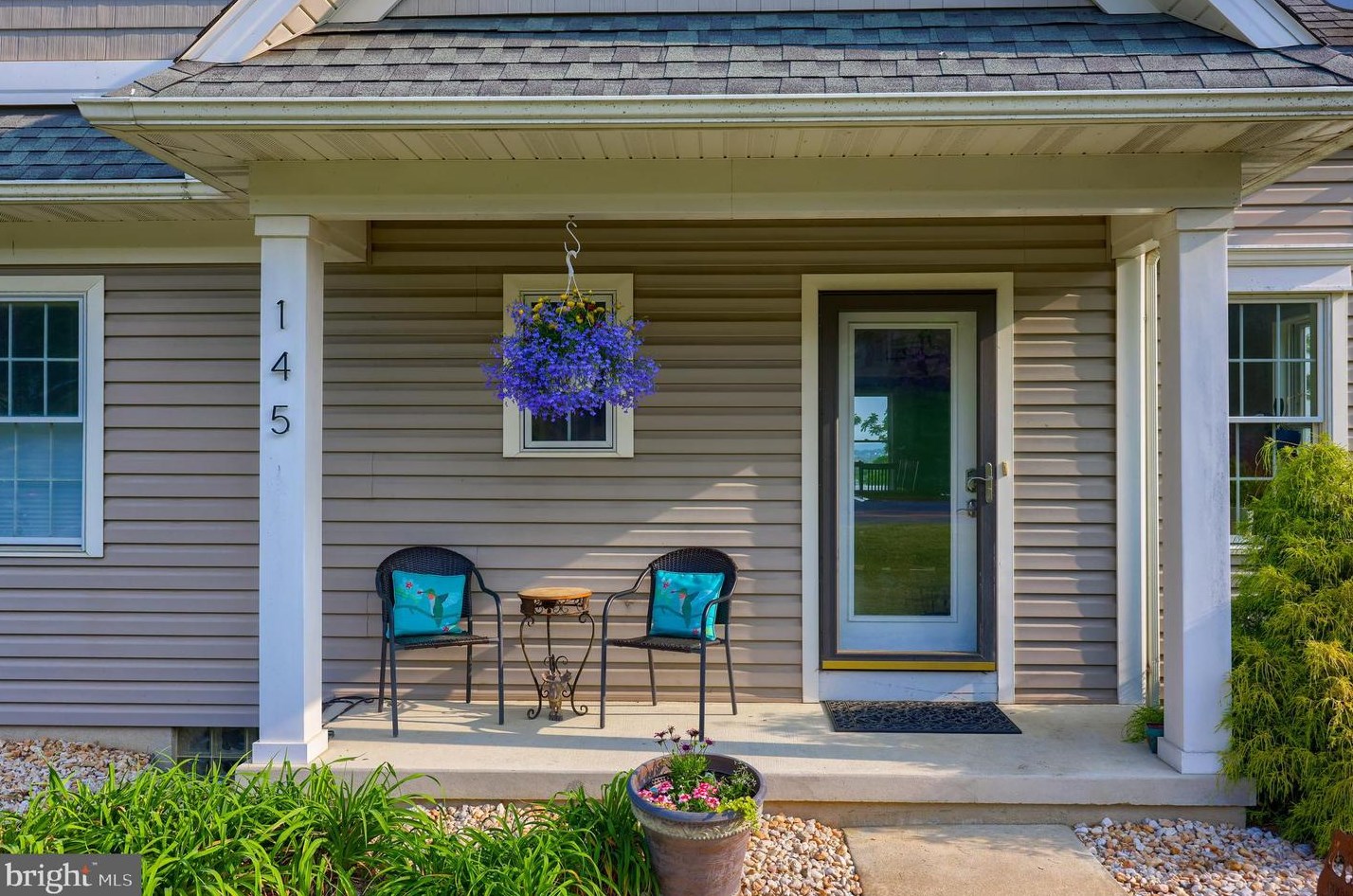 145 Northview Dr, Lancaster, PA 17601