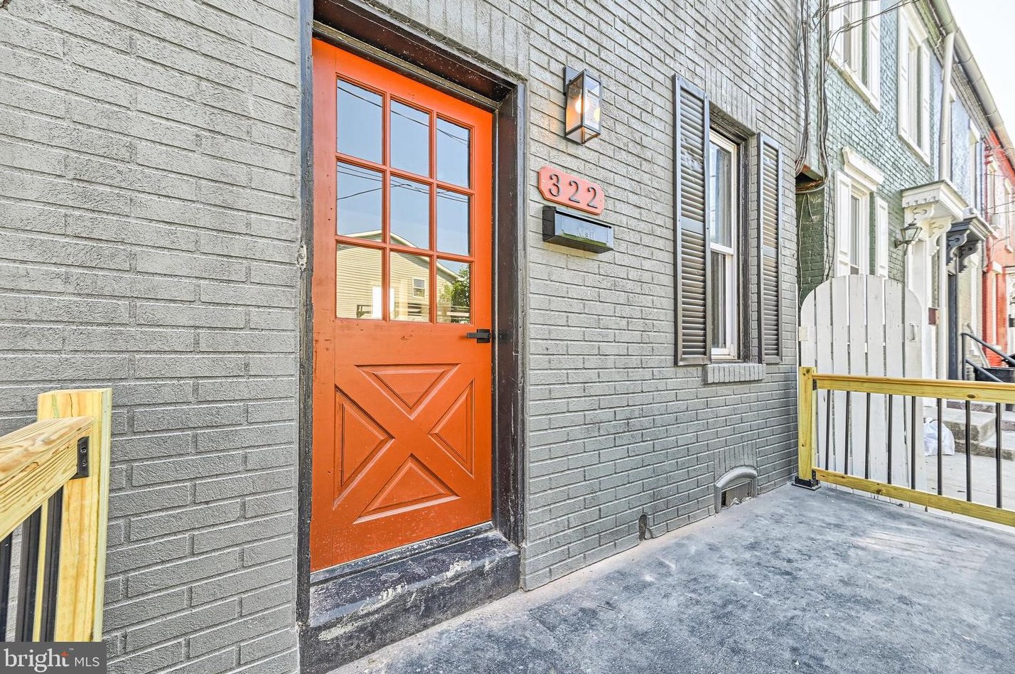 322 2nd St, Kinderhook, PA 17512-1128