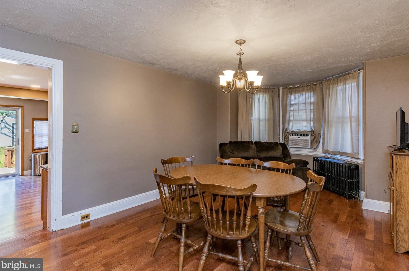 226 Bridge St, Bartville, PA 17509-1708
