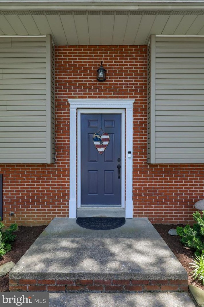 85 Meadow View Dr, Bareville, PA 17540-1627